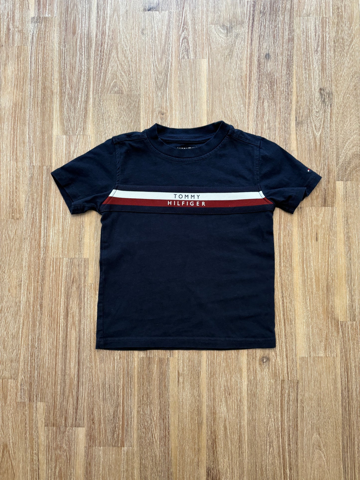 4T / Tommy Hilfiger