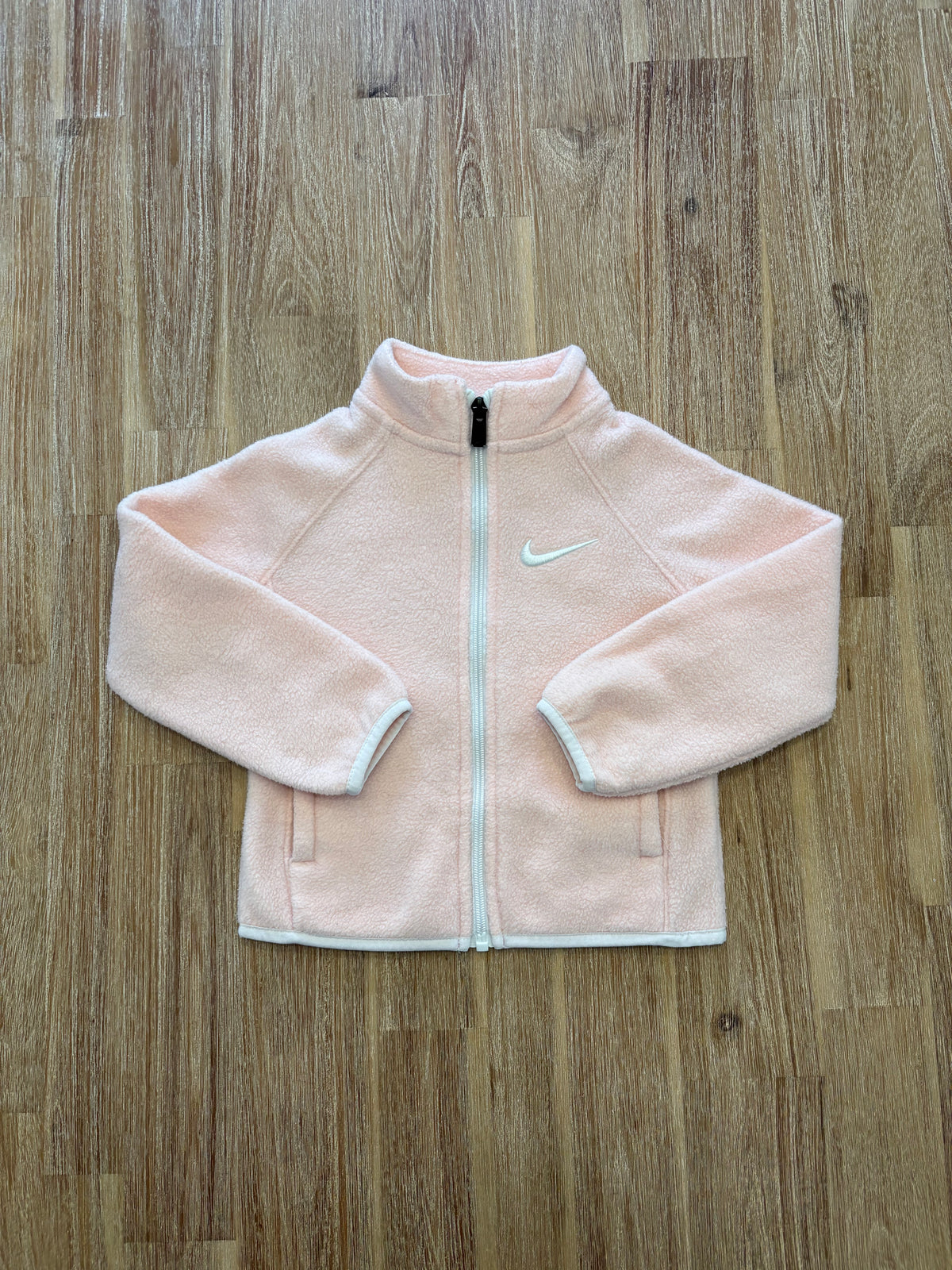 *Mousseux léger* 2T / Nike