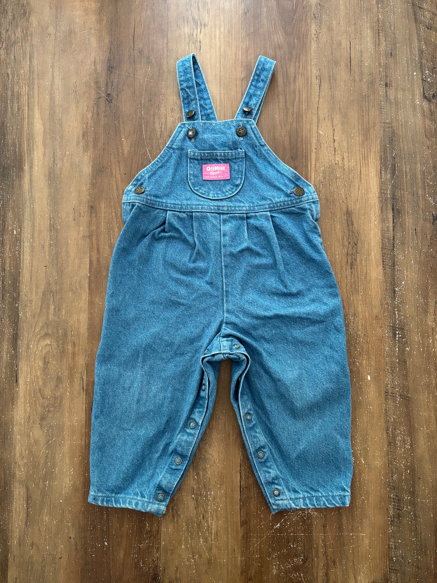Vintage / 2T / Oshkosh