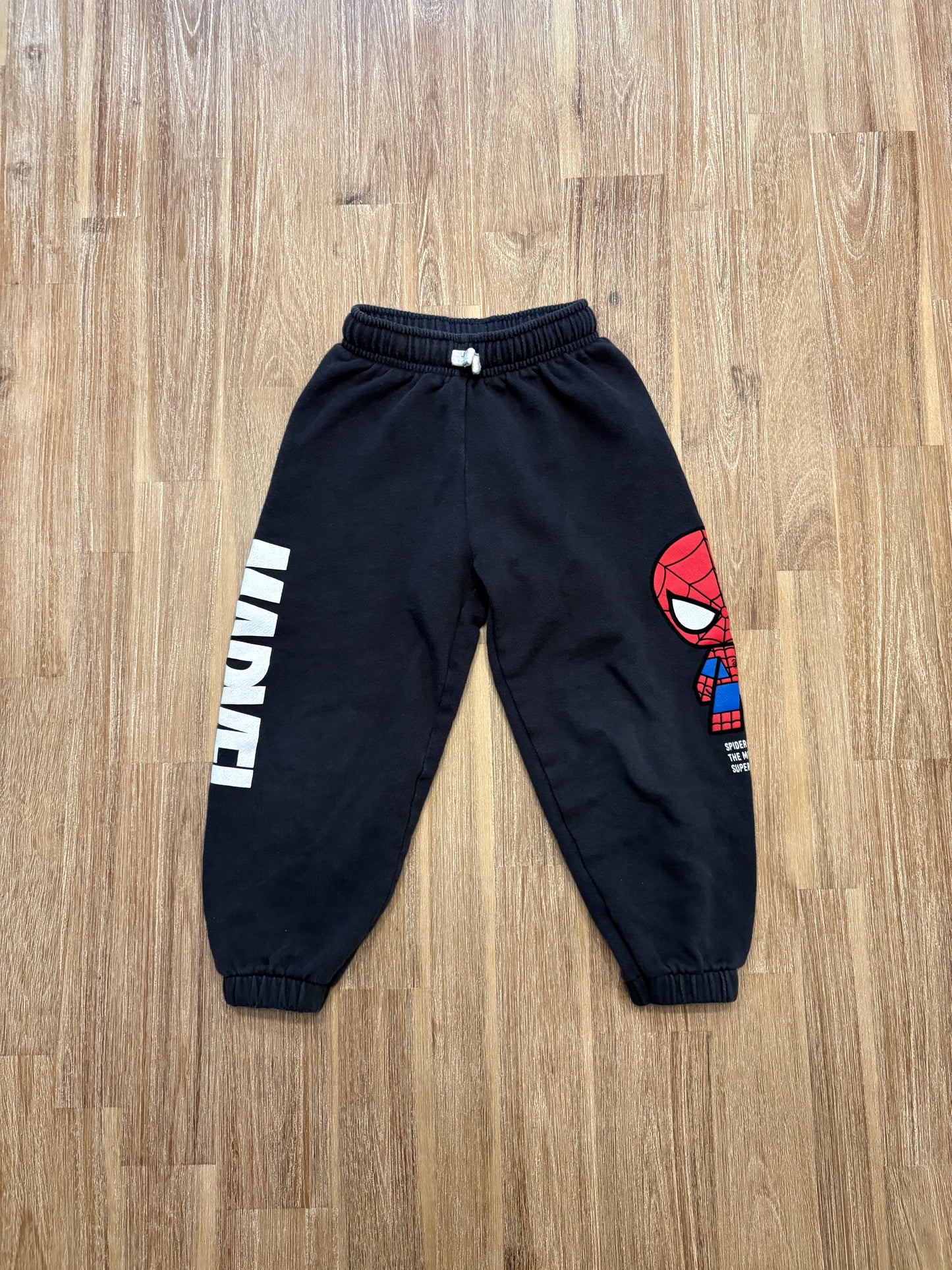 *Imparfait léger* 5 ans / Zara x Marvel