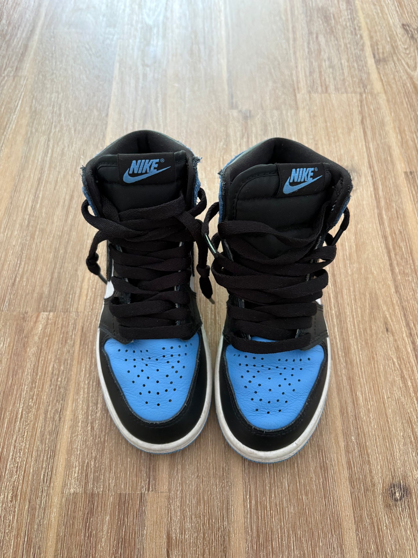 12C / Air Jordan 1 retro high