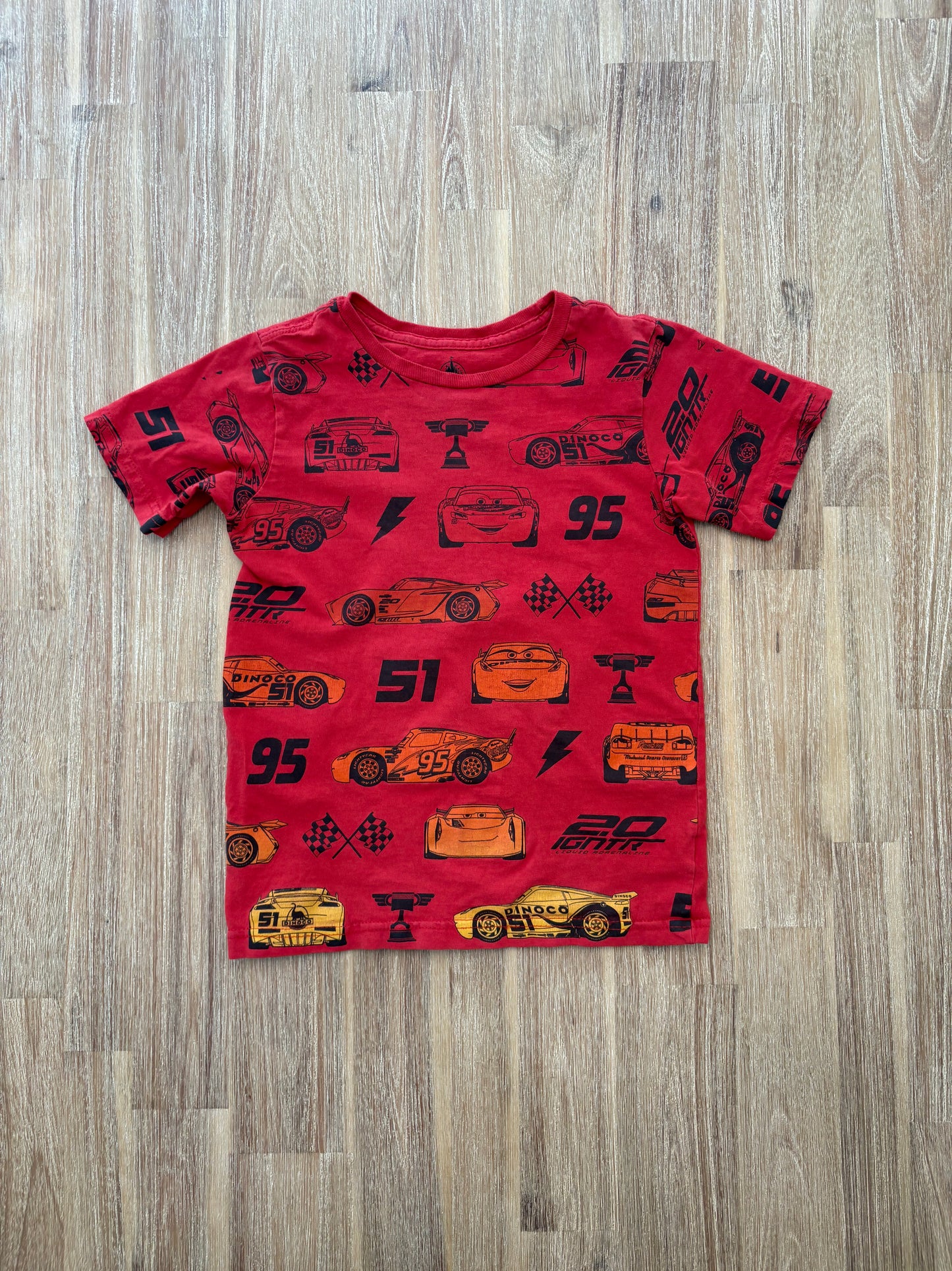 *Logo craquelé léger* 5-6 ans / Disney Store