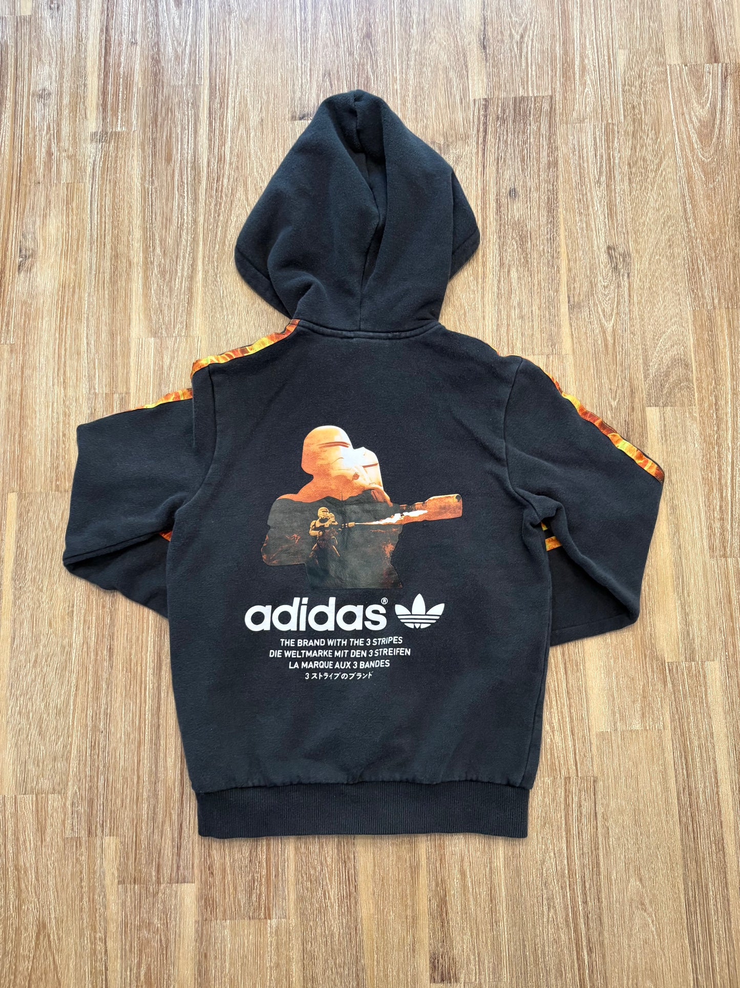 *Bien porté* 7-8 ans *Petit / Adidas x Star Wars