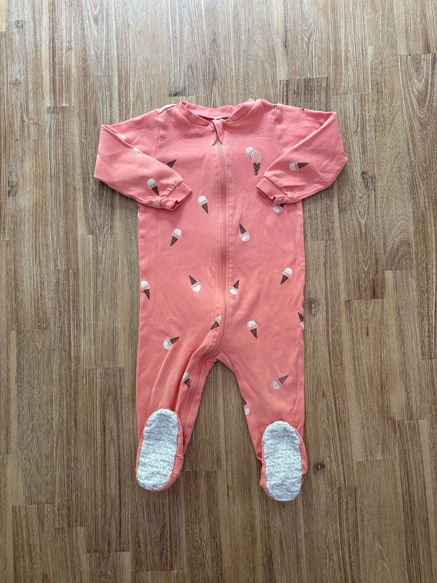 18 mois / Pekkle