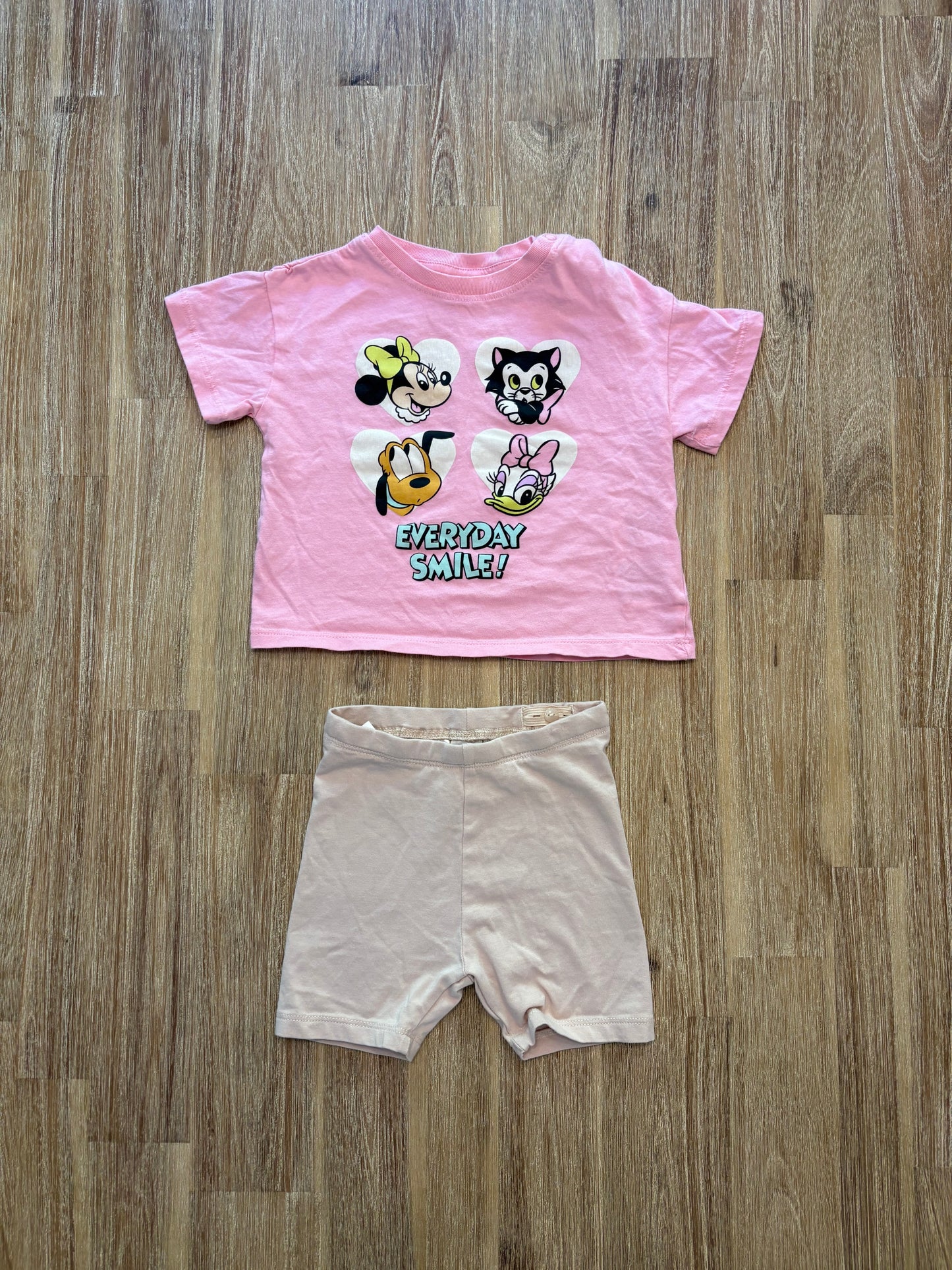 *Logo craquelé léger* 9-12 mois / H&M x Disney