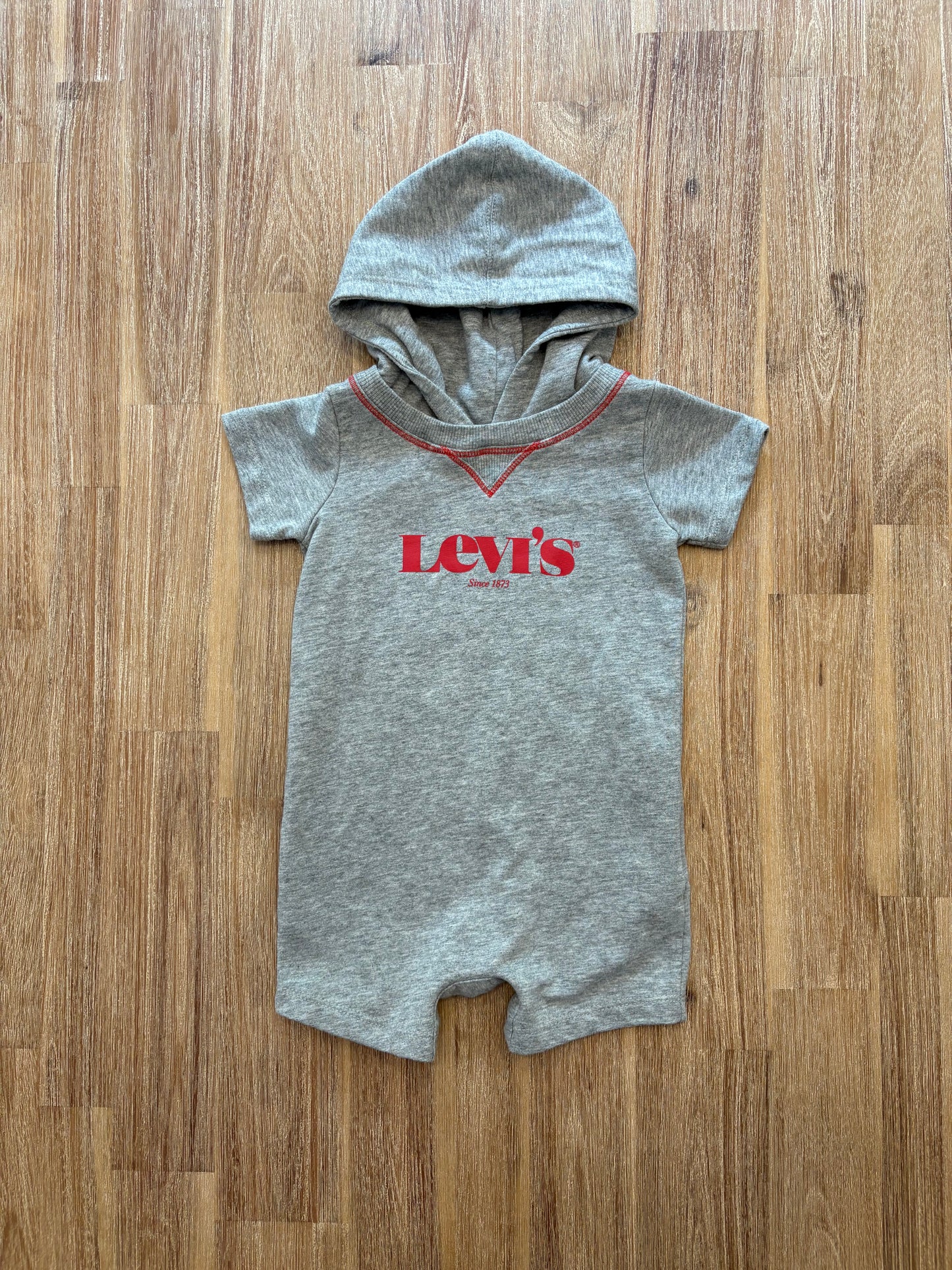 12 mois / Levi’s