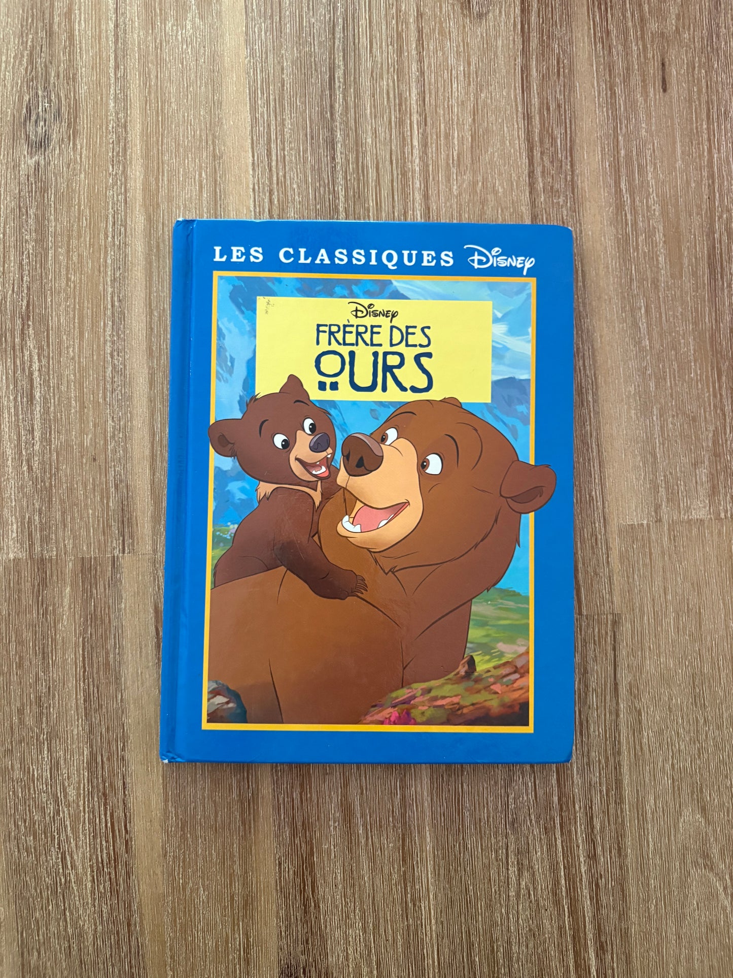 *imparfait léger coins* Fréres des ours