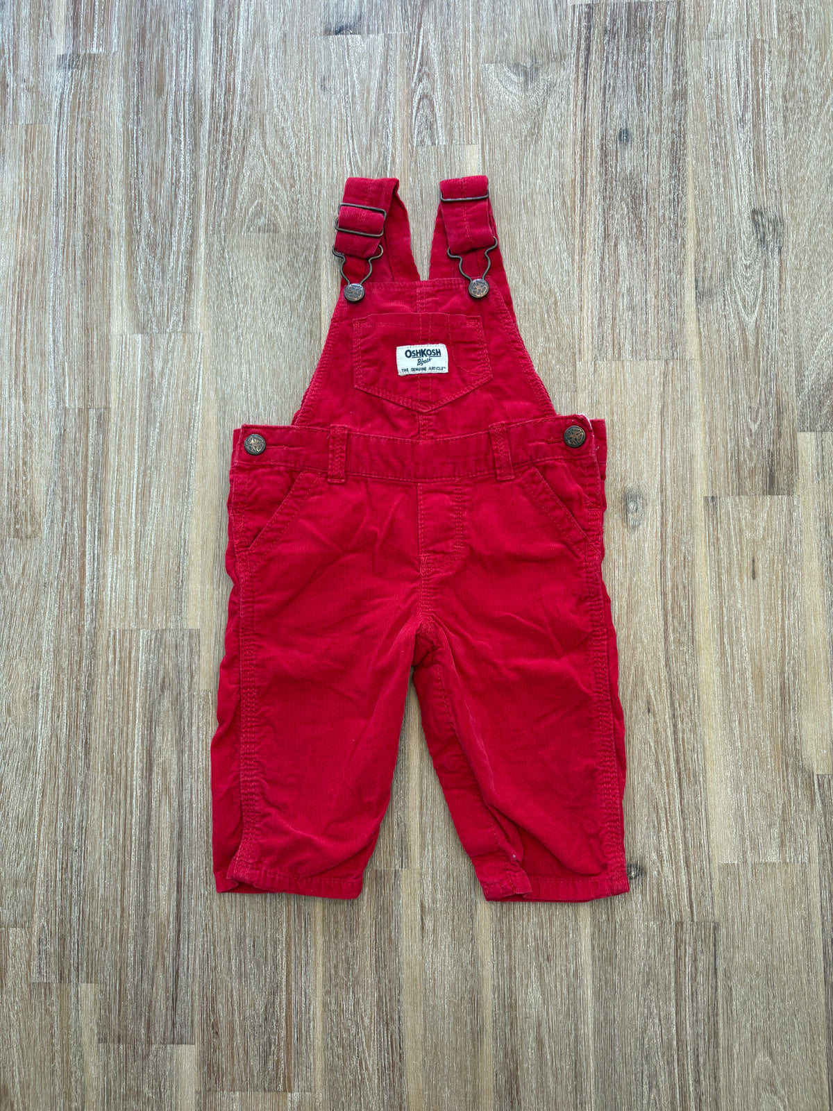 6 mois / Oshkosh