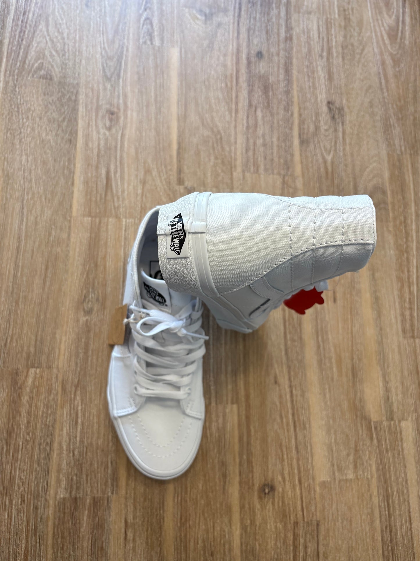 *Neuf* 7 Femme / Vans