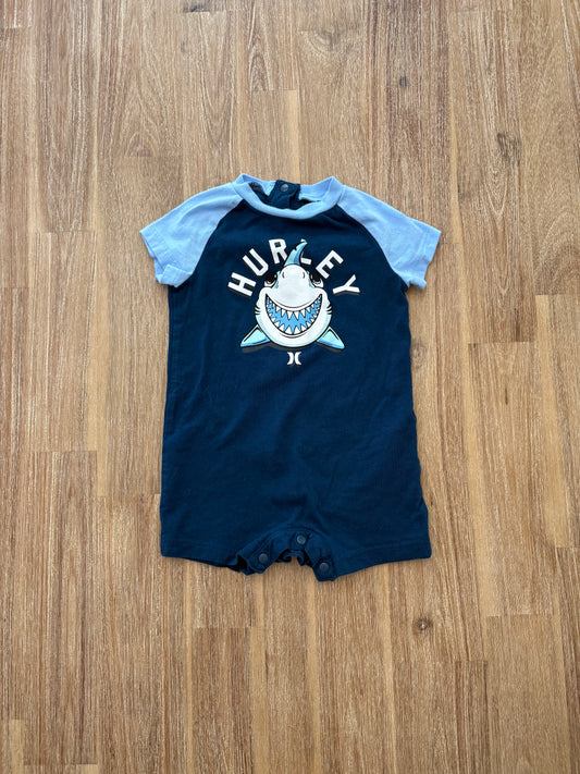 6 mois / Hurley
