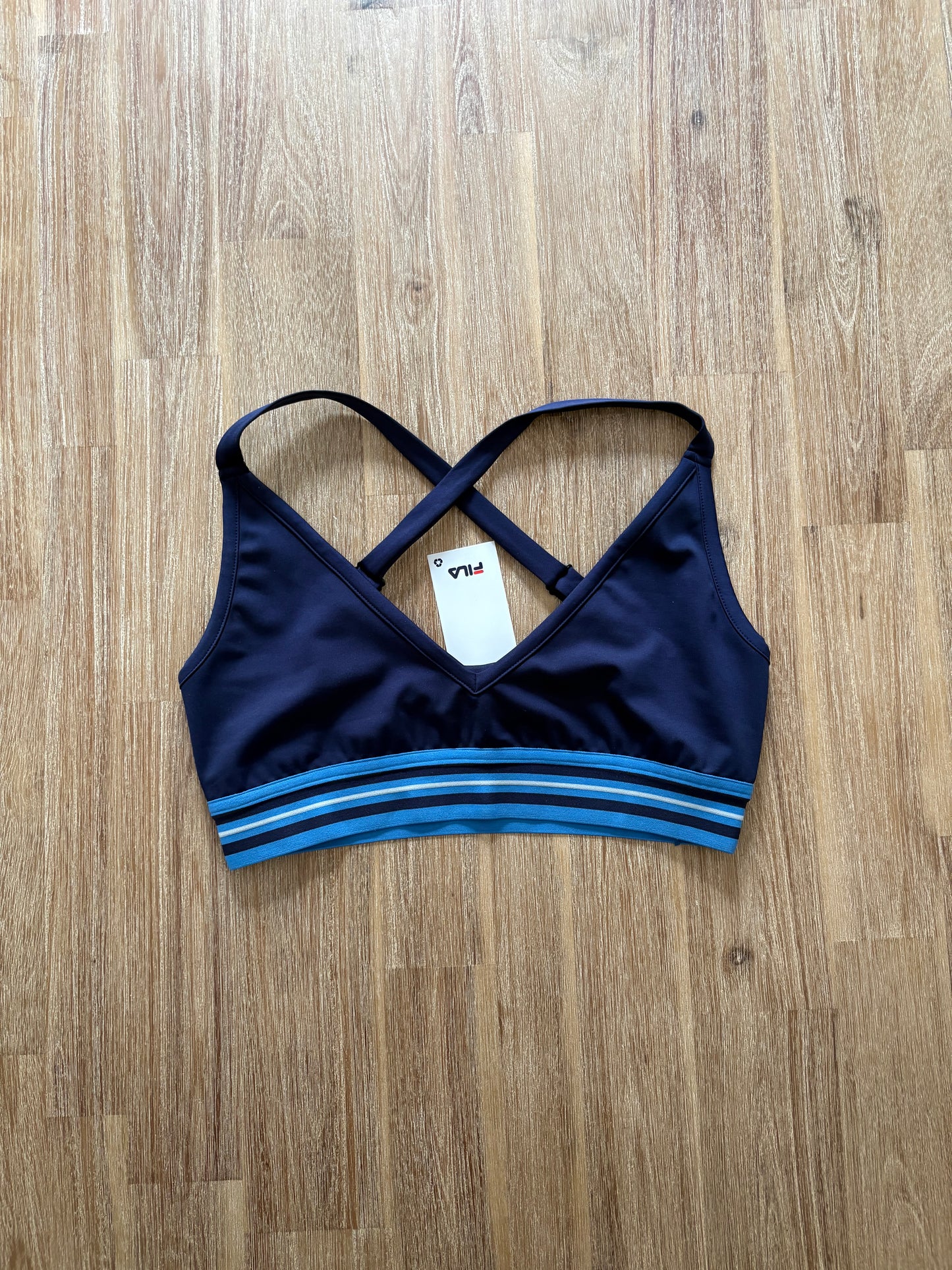*Neuf* Medium / Fila