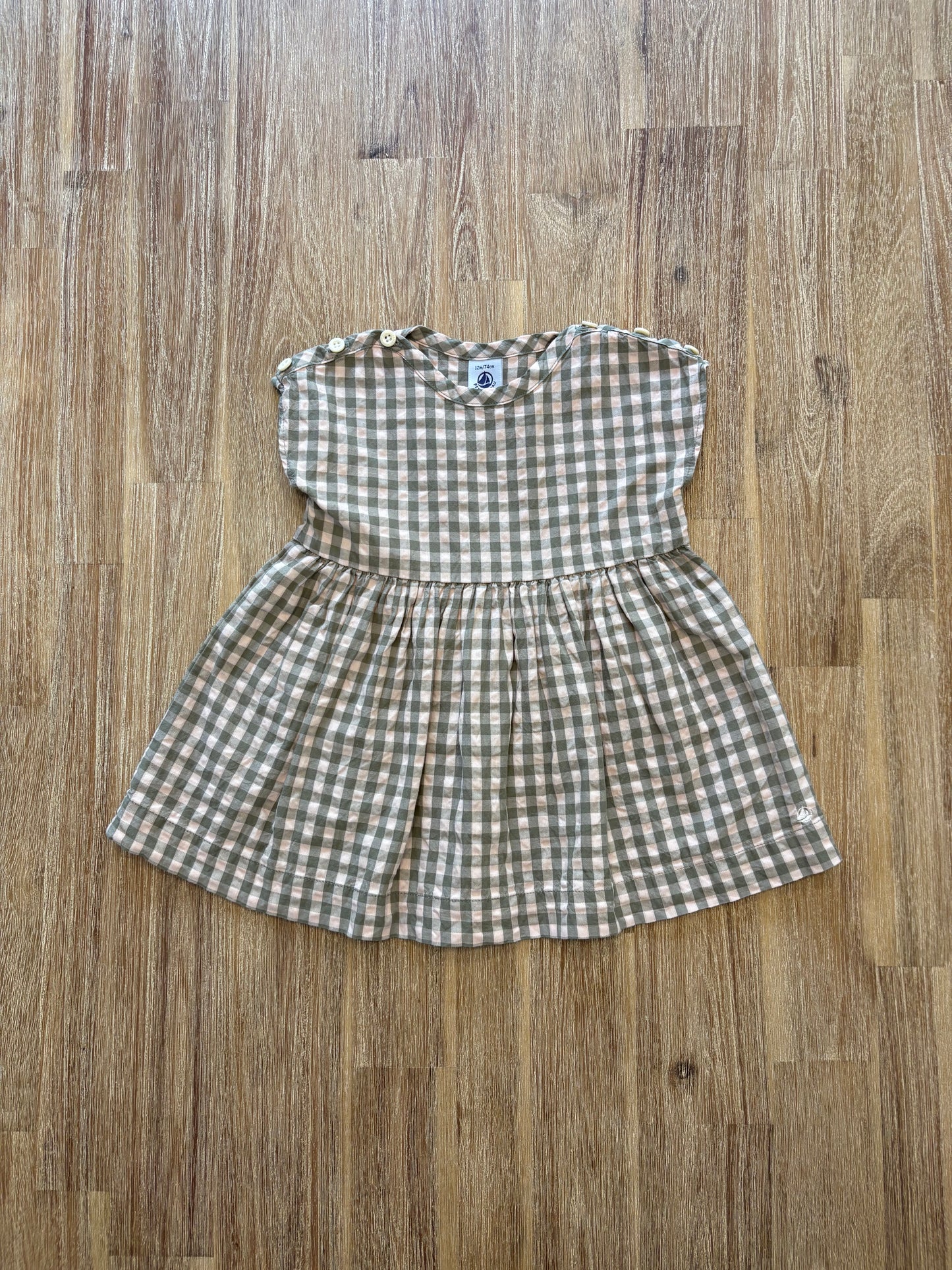 12 mois / Petit bateau