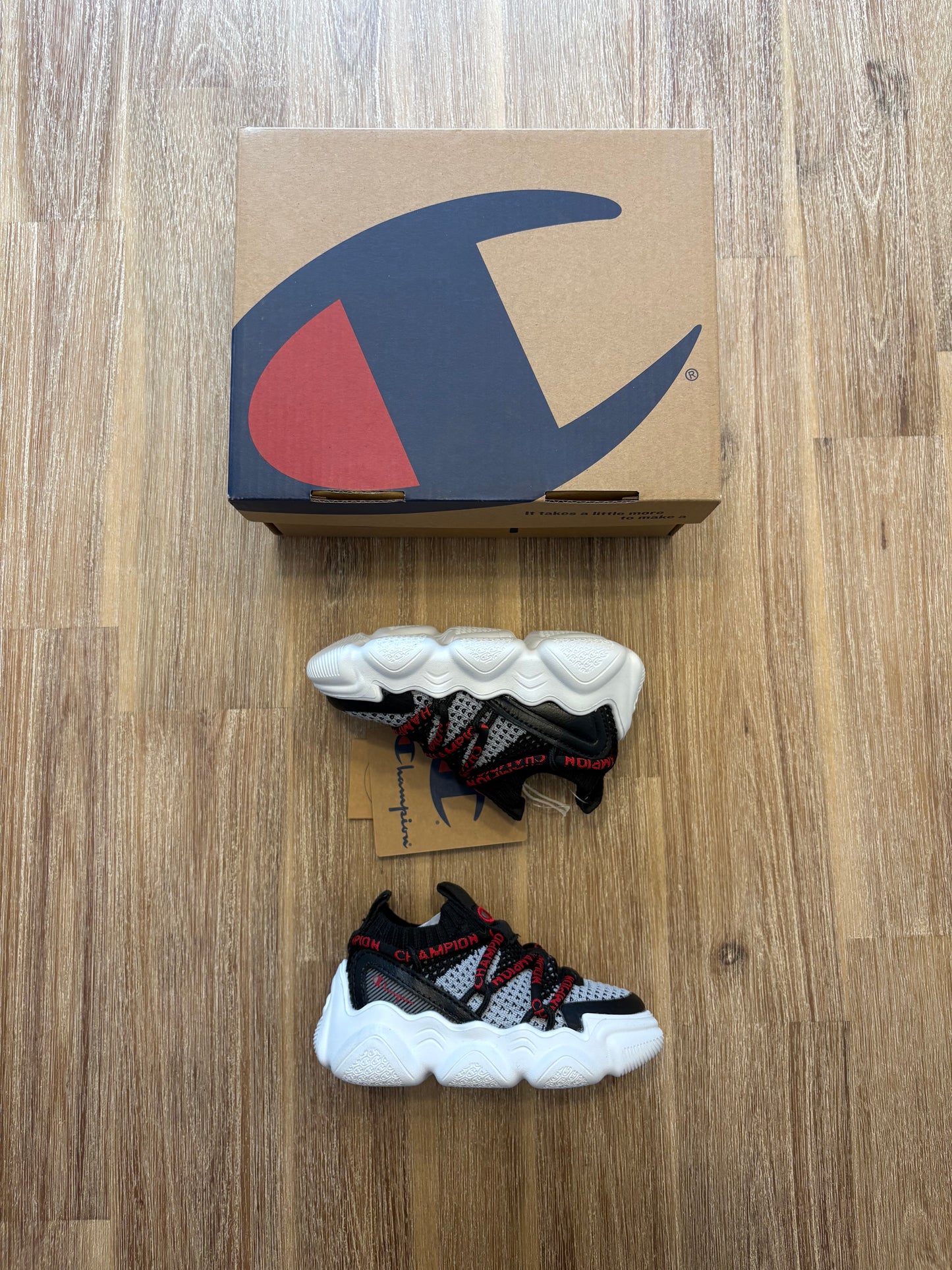 *Neuf* 5C / Champion